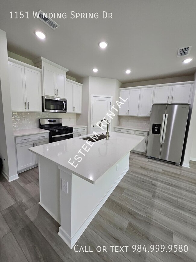 Building Photo - 1151 Winding Spg Dr