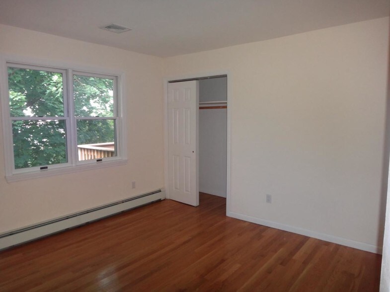 2nd Bedroom - 53 Prince St