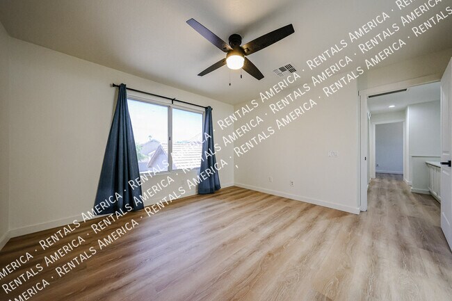 Building Photo - 3829 E Ironwood Dr