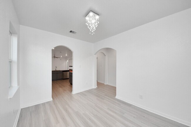 Building Photo - 25469 Black Spruce Dr