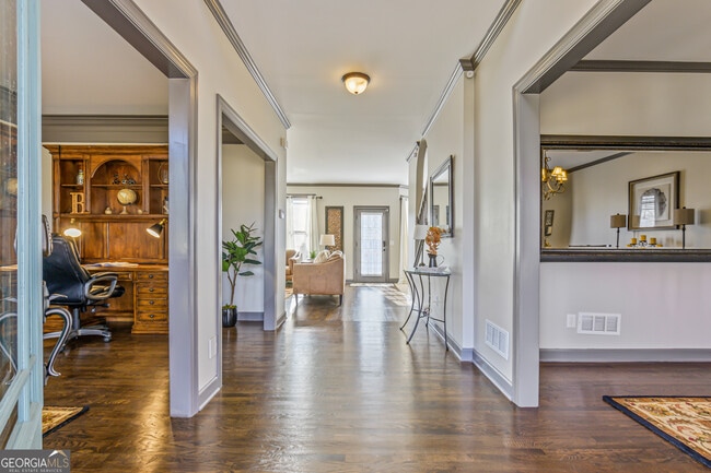 Building Photo - 10 Bridlewood Ct