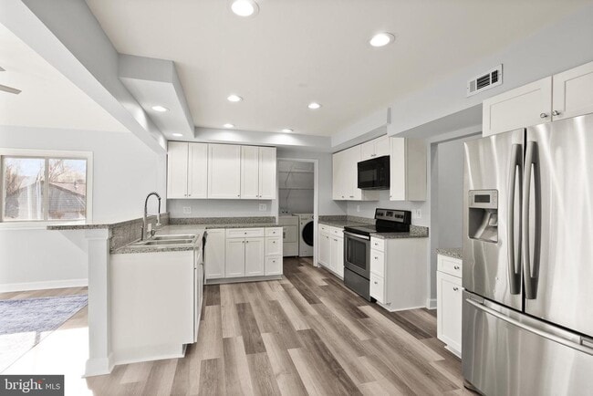 Building Photo - 4435 Flintstone Rd