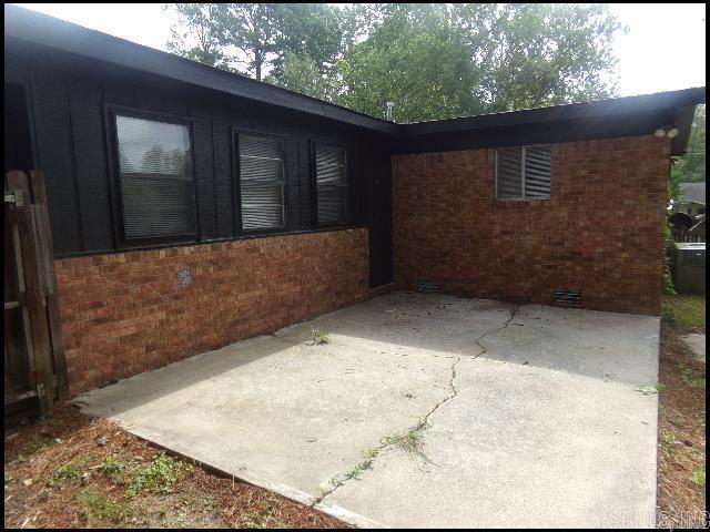Building Photo - 2502 N Lakeview