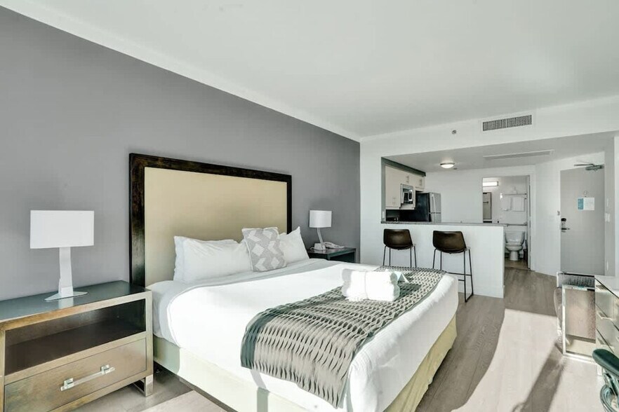 Building Photo - 2889 McFarlane Rd