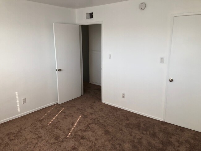 Building Photo - 5215 Sepulveda Blvd