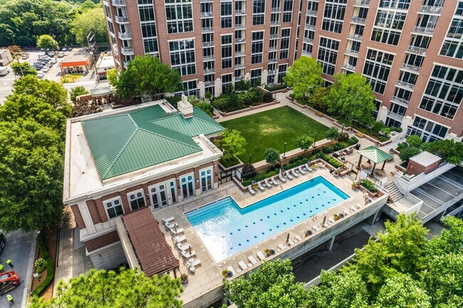 Building Photo - 1820 Peachtree St NW