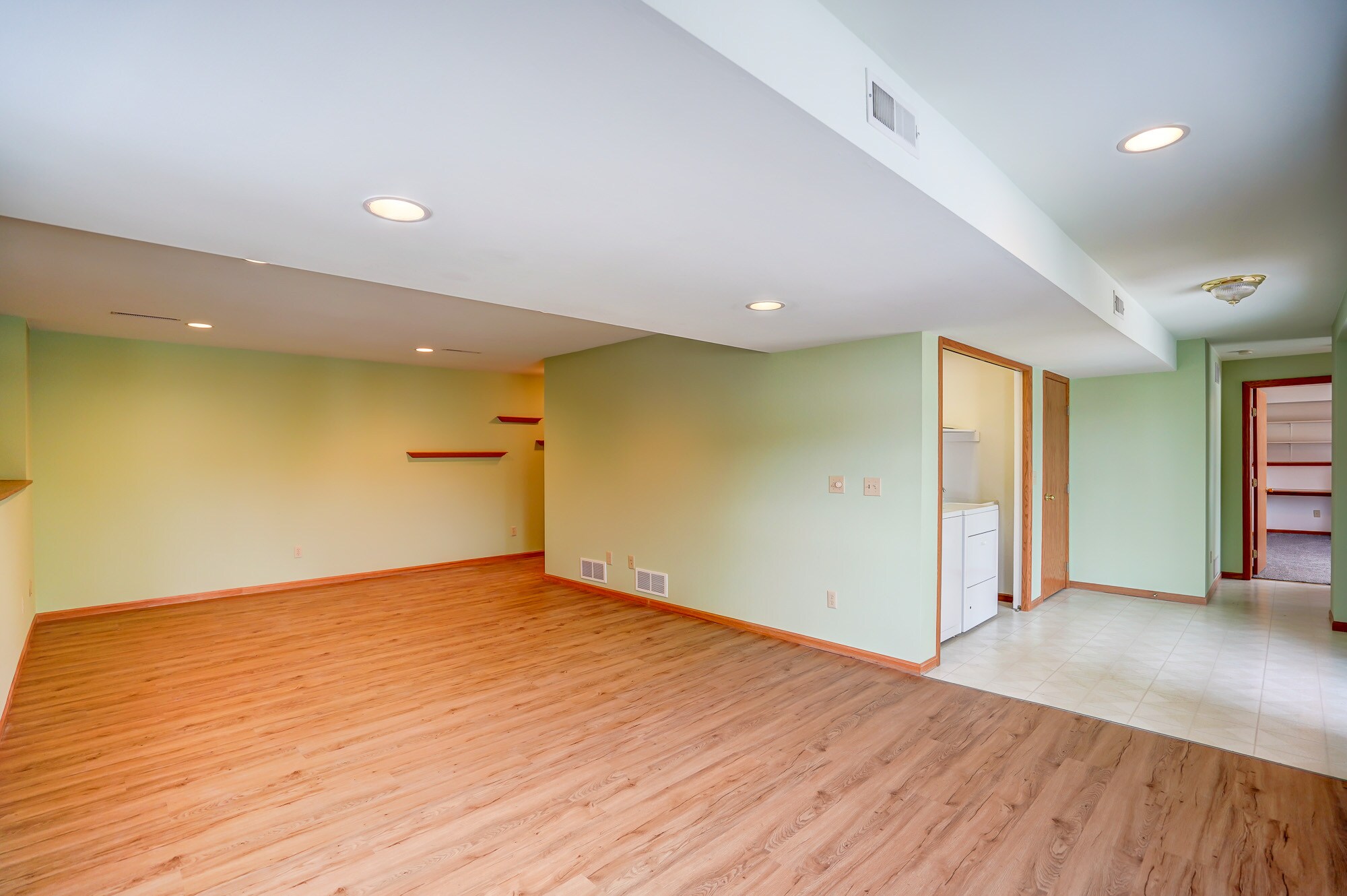 Building Photo - 5 Rylant Cir