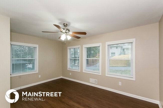 Building Photo - 261 Hermer Cir NW