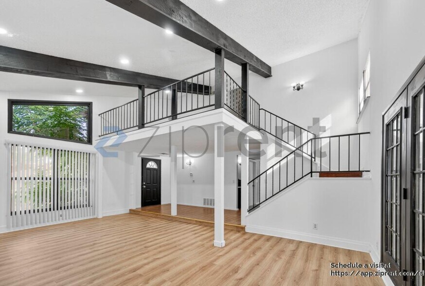 Building Photo - 1218 Billings Dr