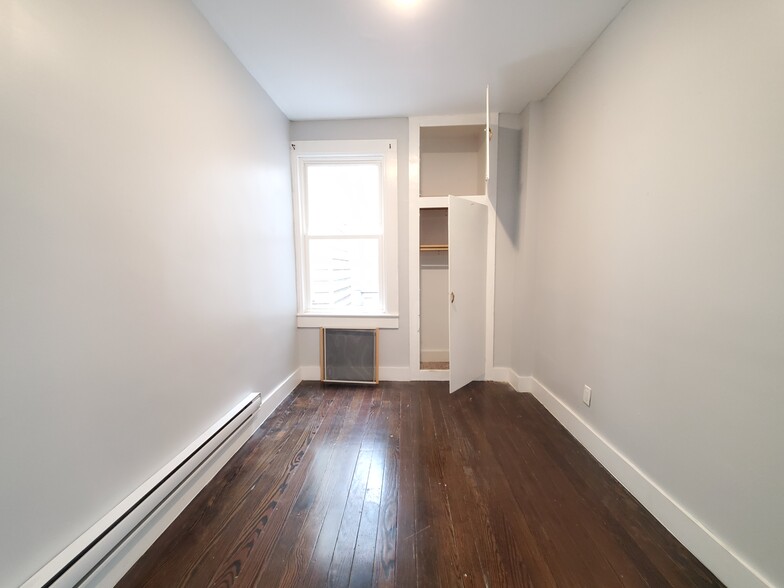 480 Kennedy 2R - 476 Kennedy Blvd