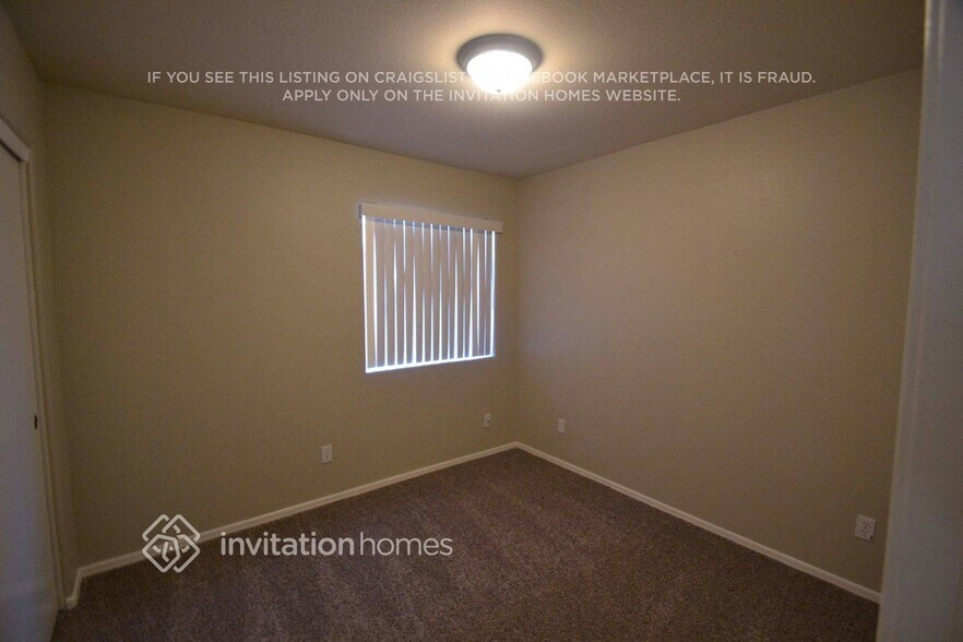 Building Photo - 2046 N 90th Ln
