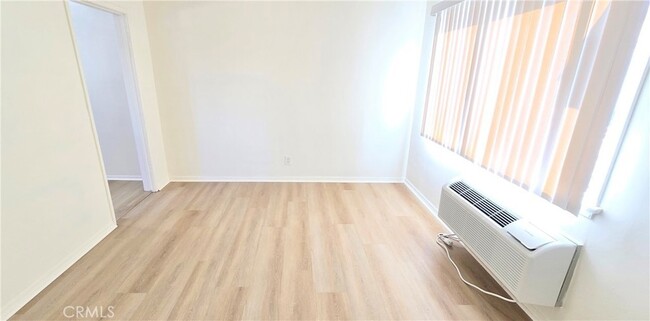 Building Photo - 6702 Flora Ave