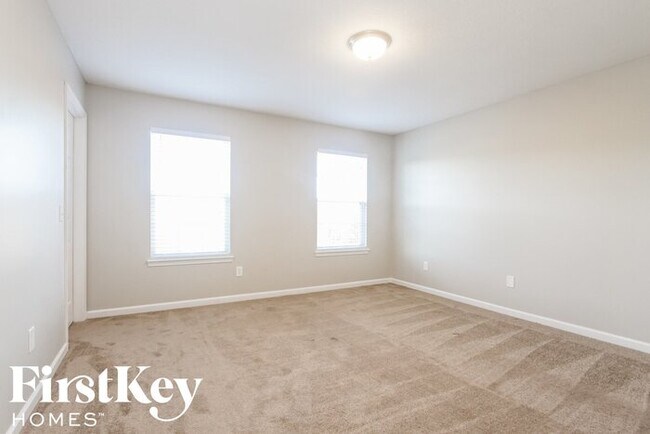 Building Photo - 3899 Woods Bay Ln