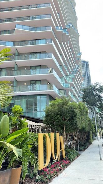 Building Photo - 1300 S Miami Ave
