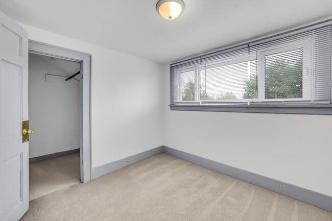 Building Photo - 1309 St Marys Blvd