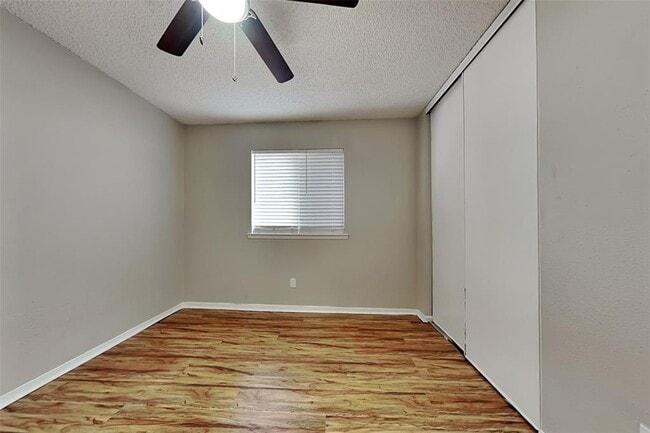 Building Photo - 46 Sandpebble Dr