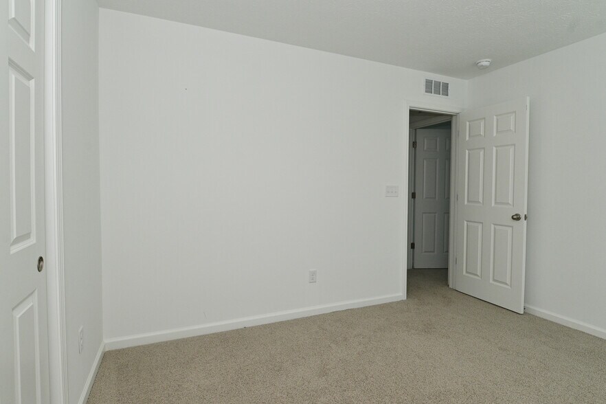 Building Photo - 7348 Deerberg Dr