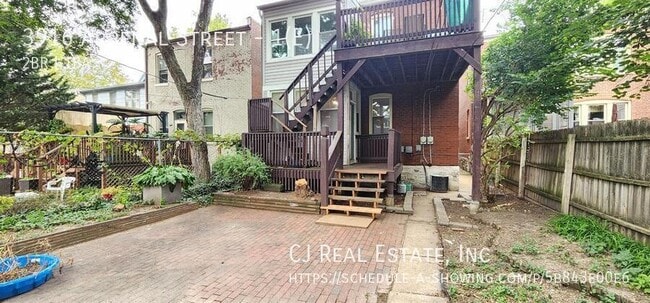 Building Photo - 3916 Arsenal St