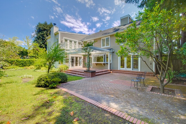 Building Photo - 15 Niven Way