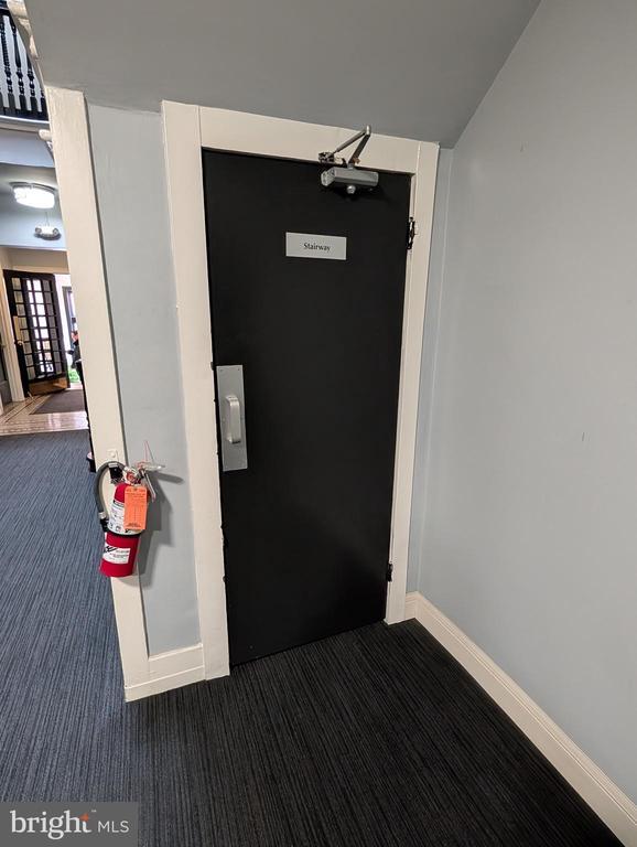 Building Photo - 1332 15th St NW