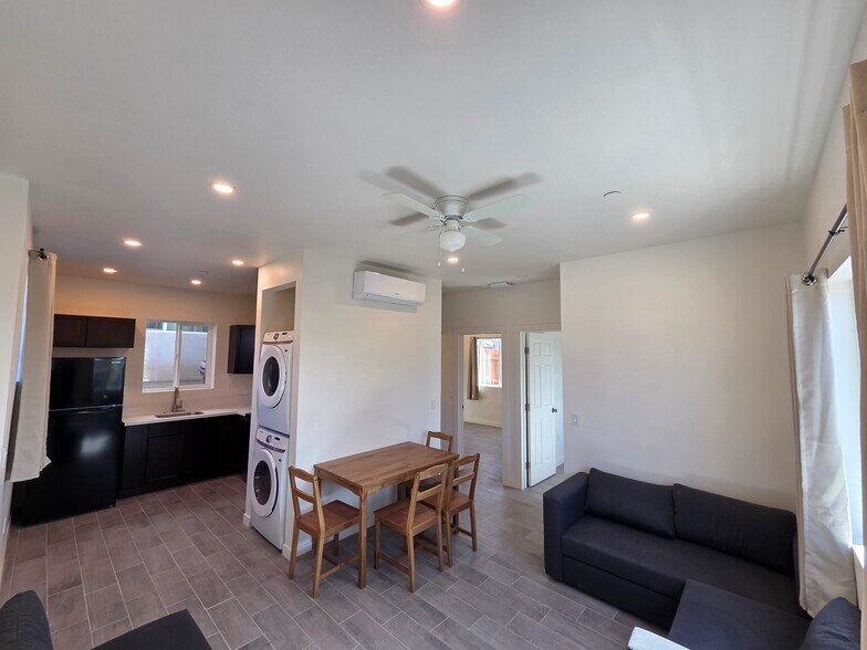 Building Photo - 855 Winston Dr