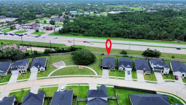 Building Photo - 1618 Westway Dr