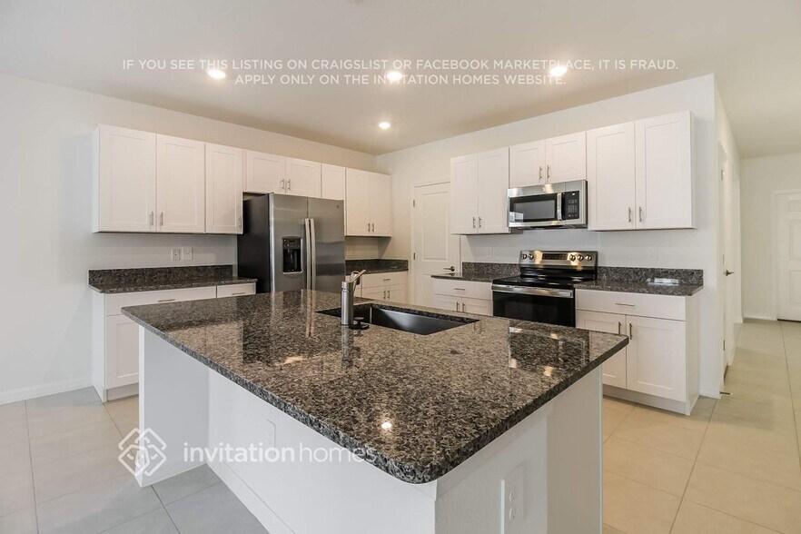 Building Photo - 11467 Lavender Loop