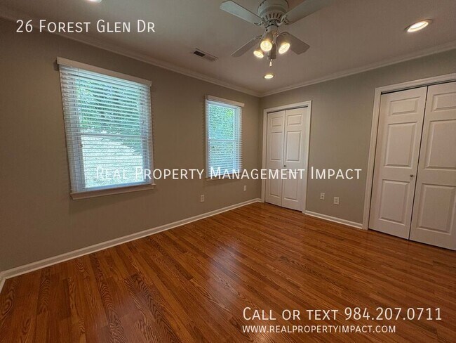 Building Photo - 26 Forest Glen Dr