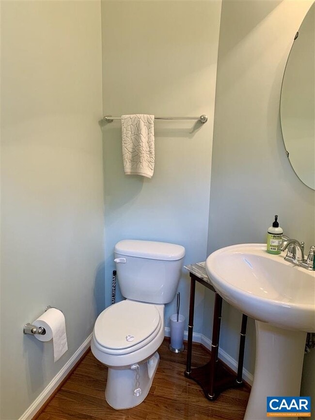 Building Photo - 836 Rockcreek Rd