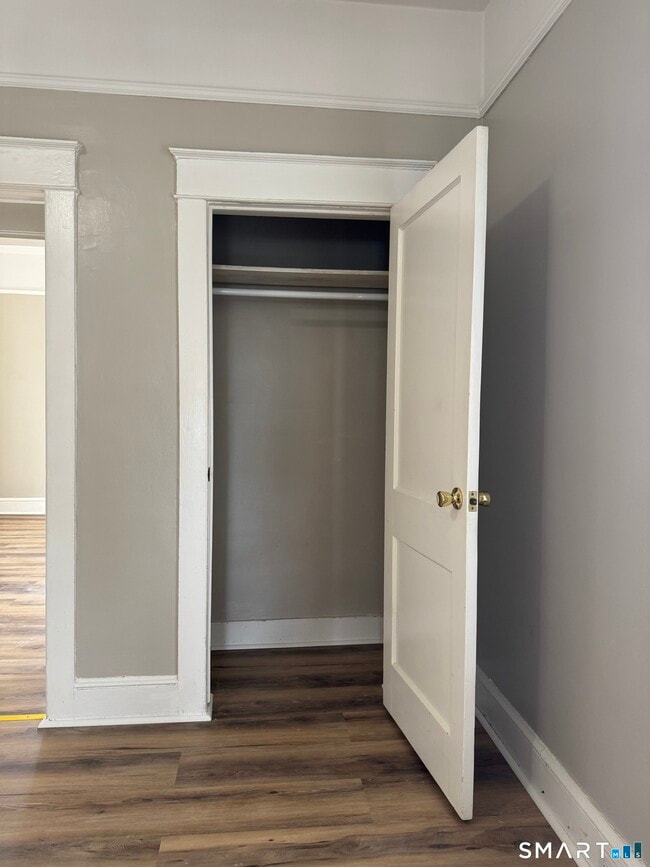 Building Photo - 7 Bridge St