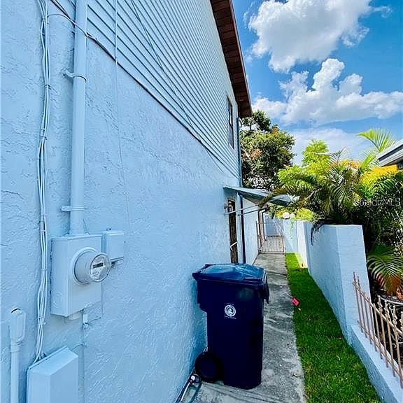 Building Photo - 3021 W Braddock St