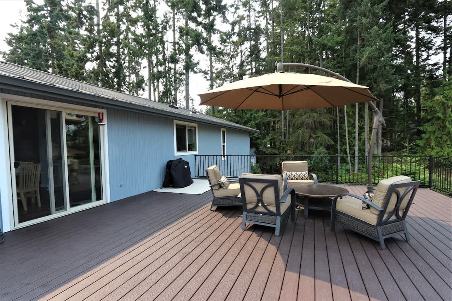 Building Photo - 2114 W 6th St