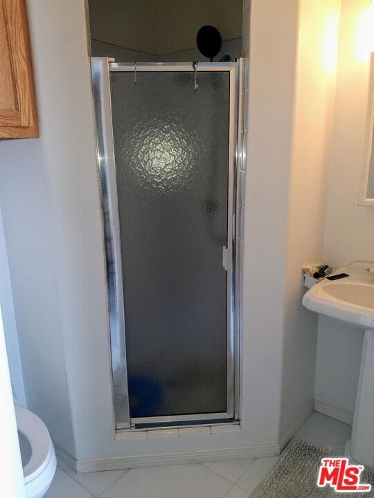 Building Photo - 7720 Cowan Ave