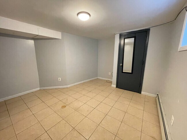 Building Photo - 2153 Quimby Ave