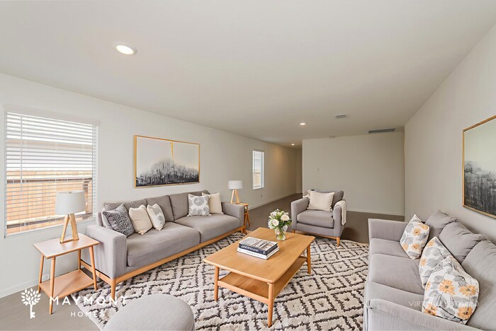 Building Photo - 1263 Maple St