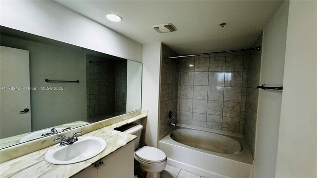 Building Photo - 2775 NE 187th St
