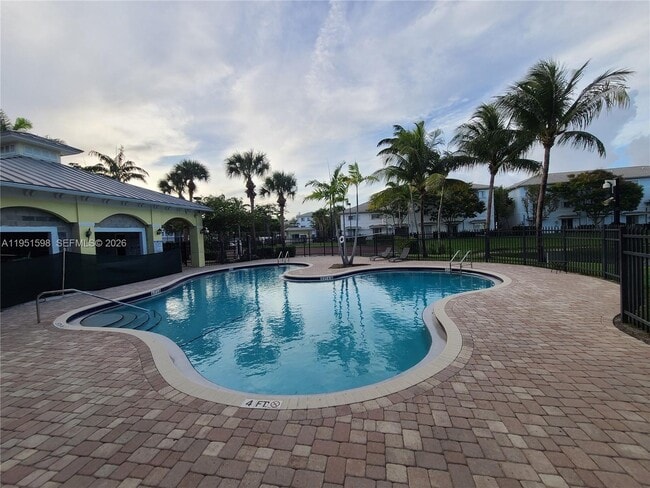 Building Photo - 3601 NW 14th Ct