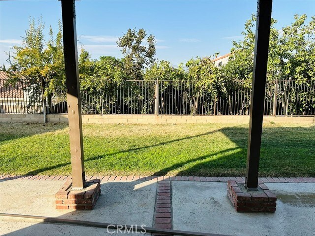 Building Photo - 26220 Windsor Dr