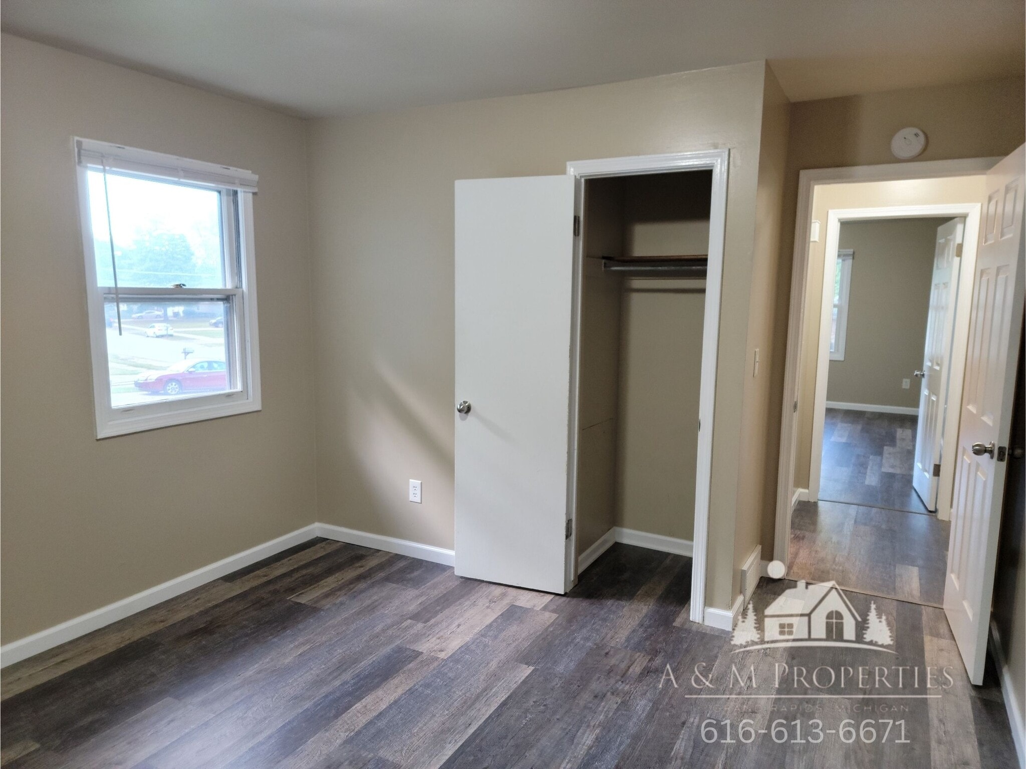 Building Photo - 5809 Christie Ave SE