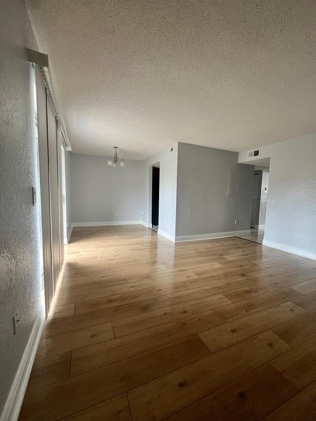 Building Photo - 4795 S Texas Ave