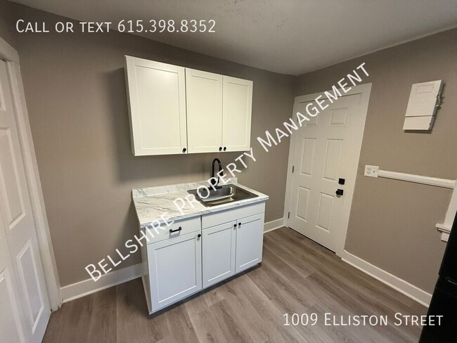 Building Photo - 1009 Elliston St