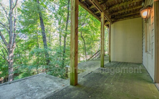 Building Photo - 124 Mill Stream Ct