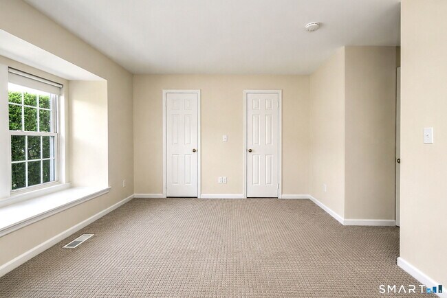 Building Photo - 106 Ferry Ct