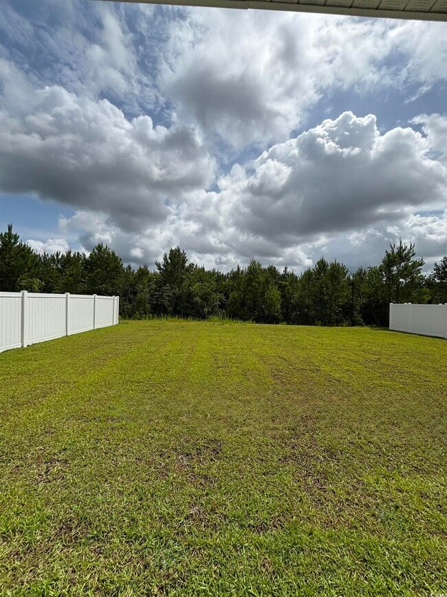 Building Photo - 210 Hadley Spgs Ave