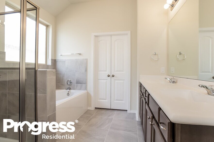Building Photo - 4048 Erlington Bend Trace