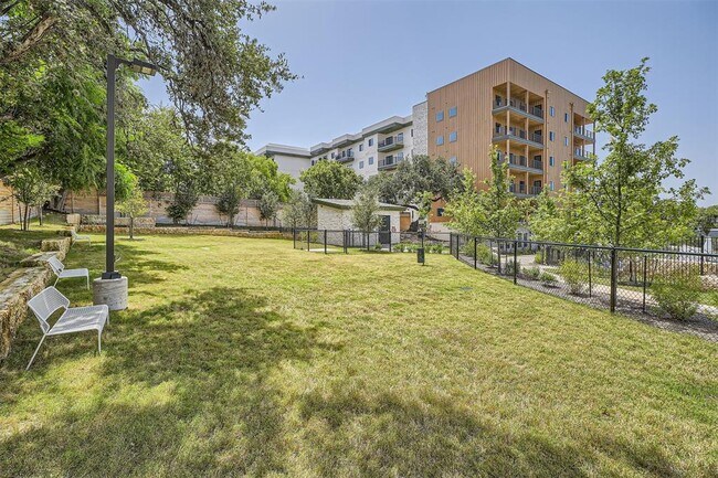 Building Photo - 4802 S Congress Ave