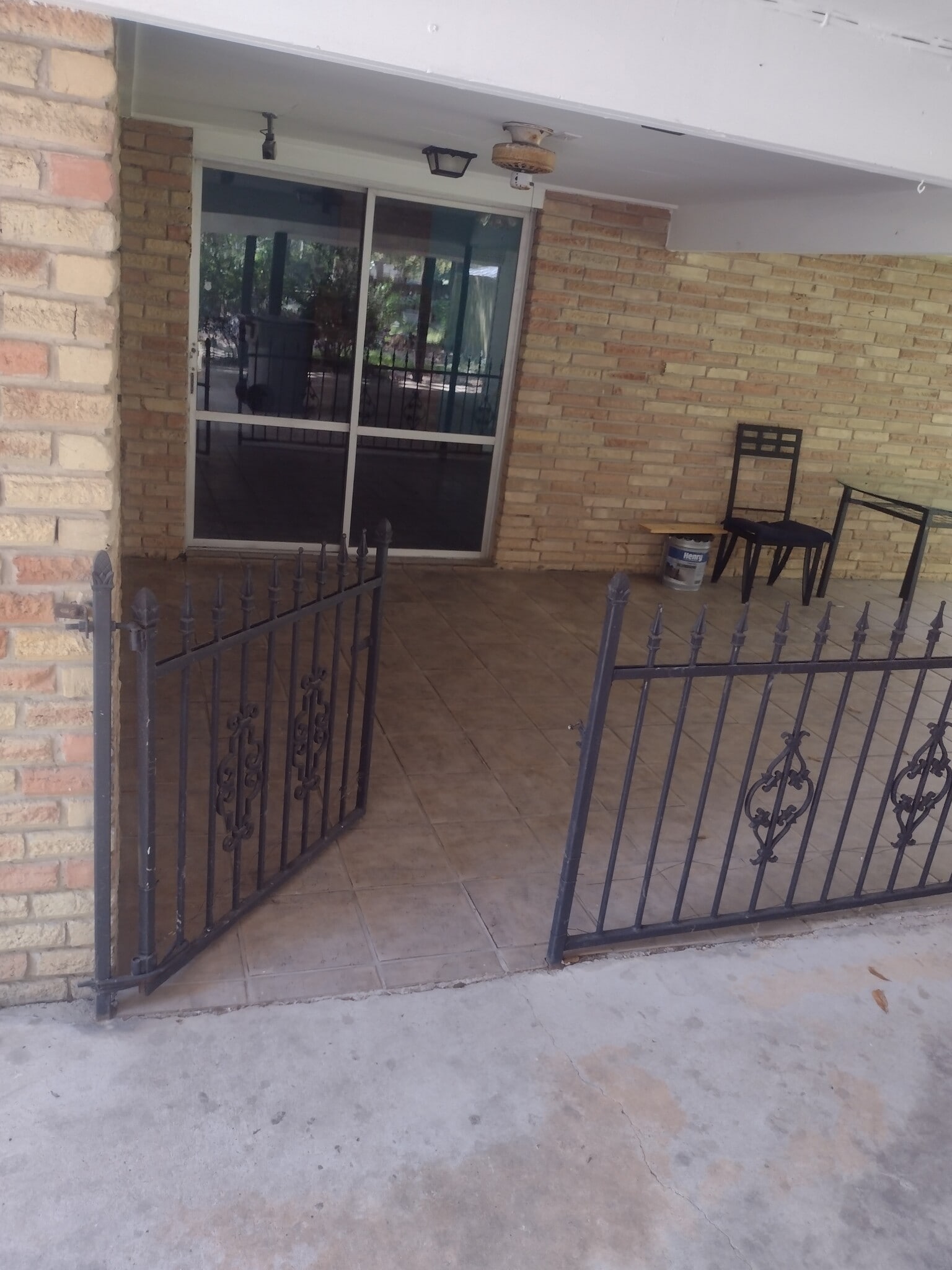 Patio Entry - 1620 Landry Dr