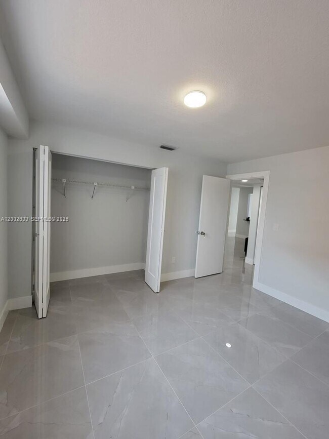 Building Photo - 199 SW 12th Ave