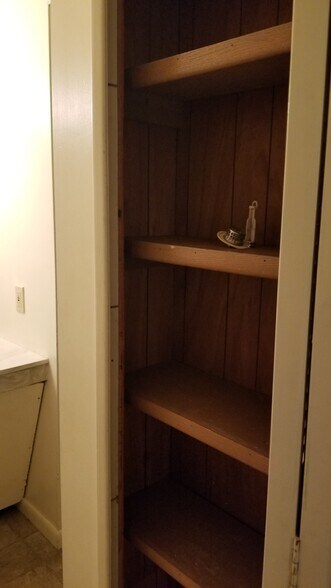 Building Photo - 2752 University Ave