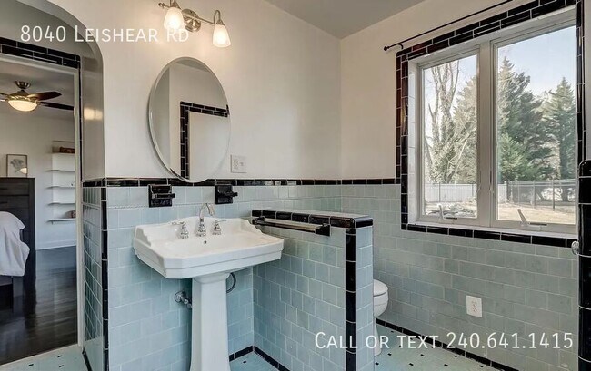 Building Photo - 8040 Leishear Rd